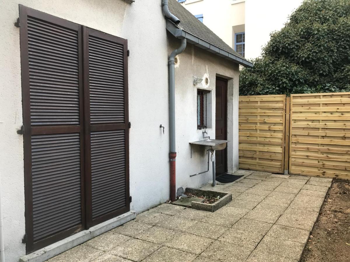 Maison De Longde-Appartement Avec 2 Chambres Villejuif Luaran gambar