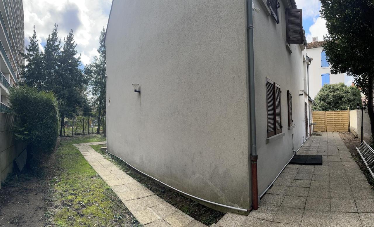 Maison De Longde-Appartement Avec 2 Chambres Villejuif Luaran gambar