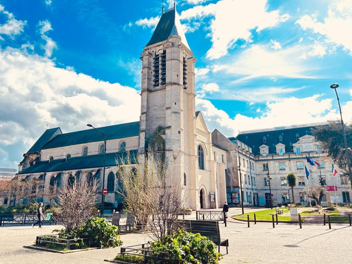Maison De Longde-Appartement Avec 2 Chambres Villejuif Luaran gambar