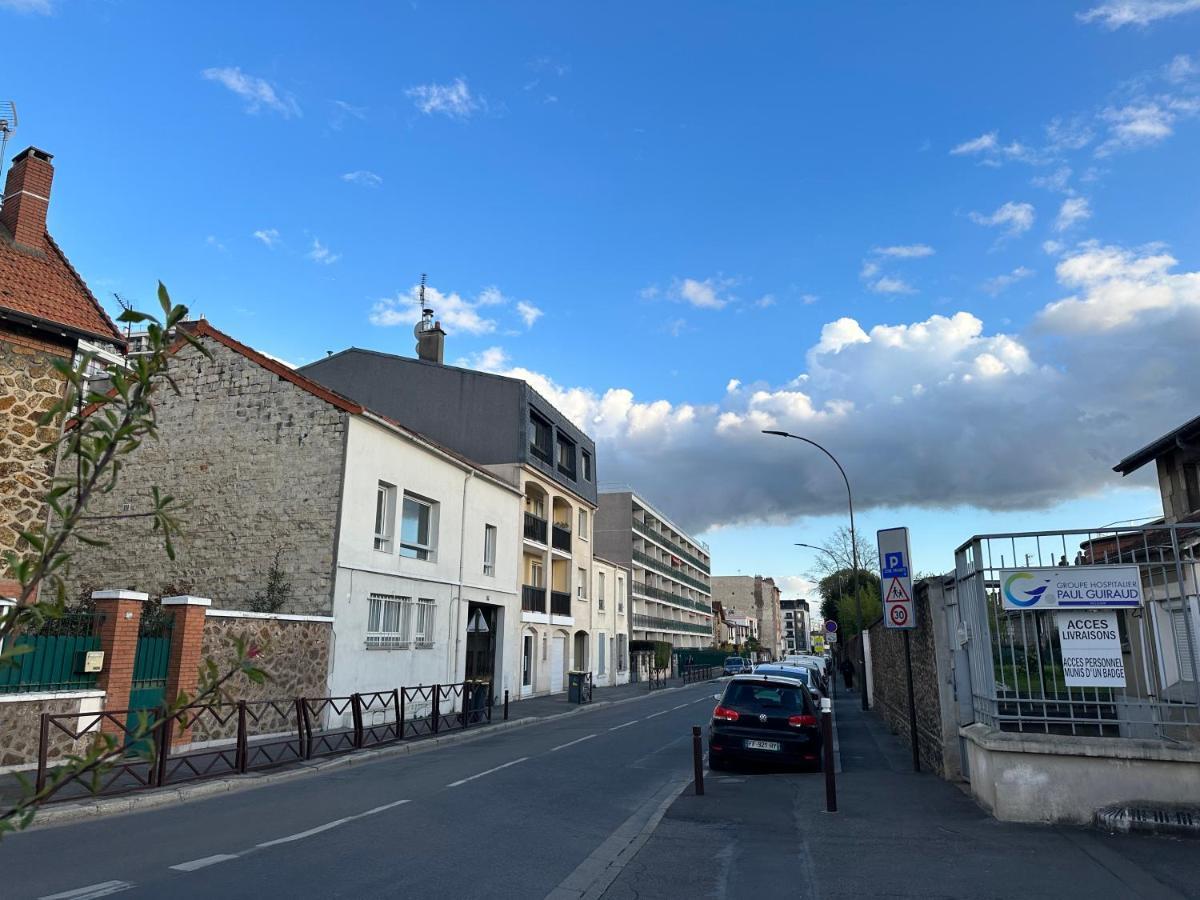 Maison De Longde-Appartement Avec 2 Chambres Villejuif Luaran gambar